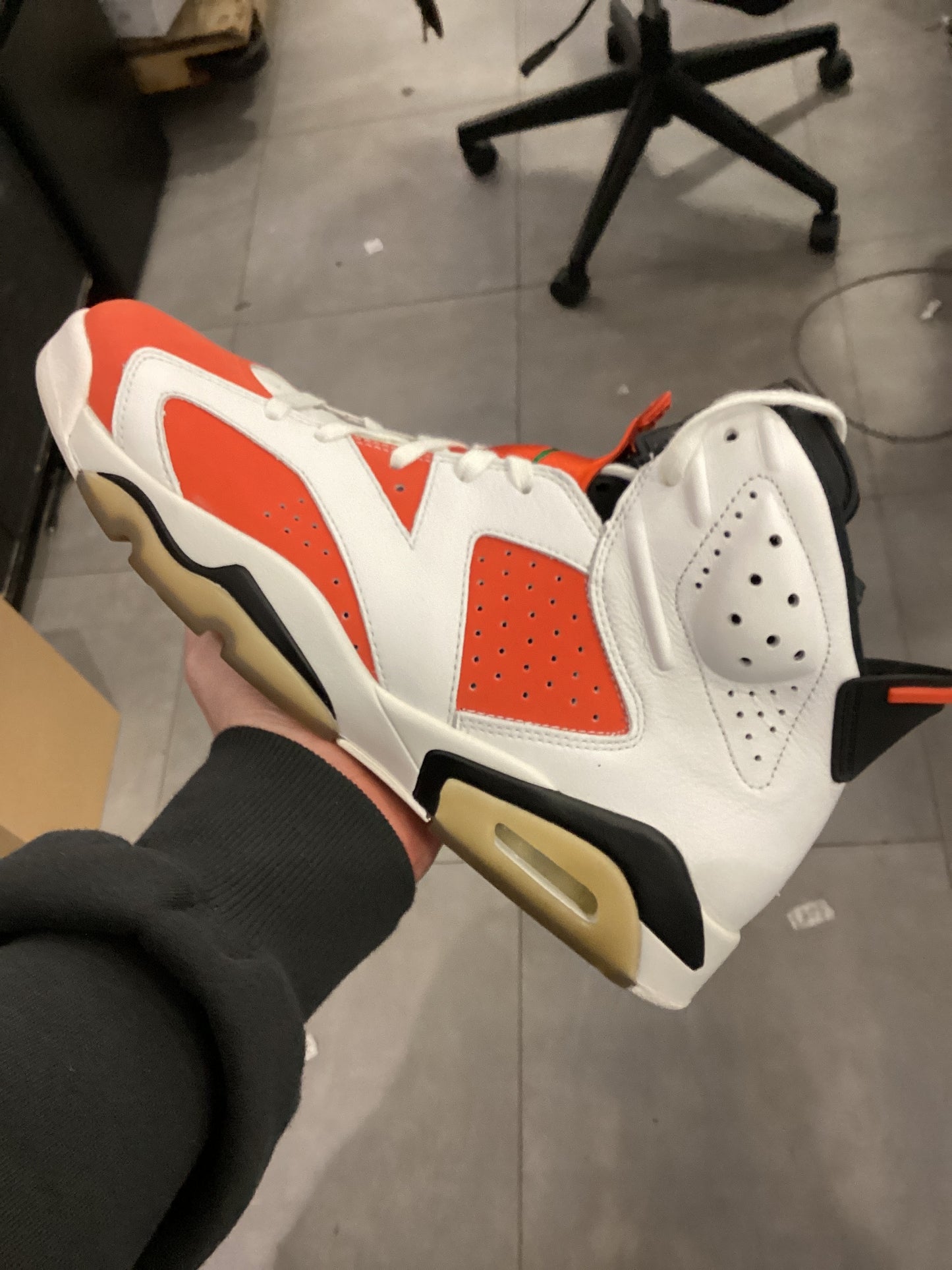 Jordan 6 Gatorade used