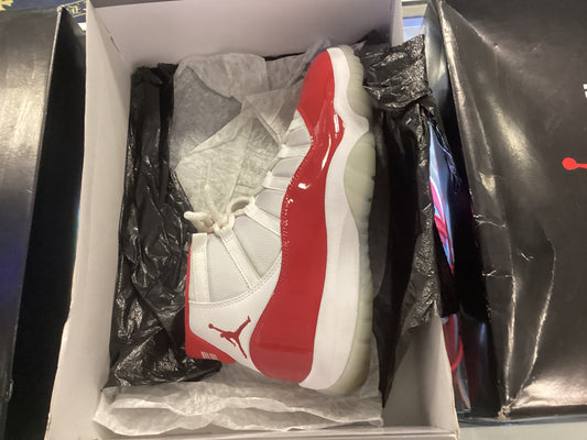 Jordan 11 Cherry used 11.5