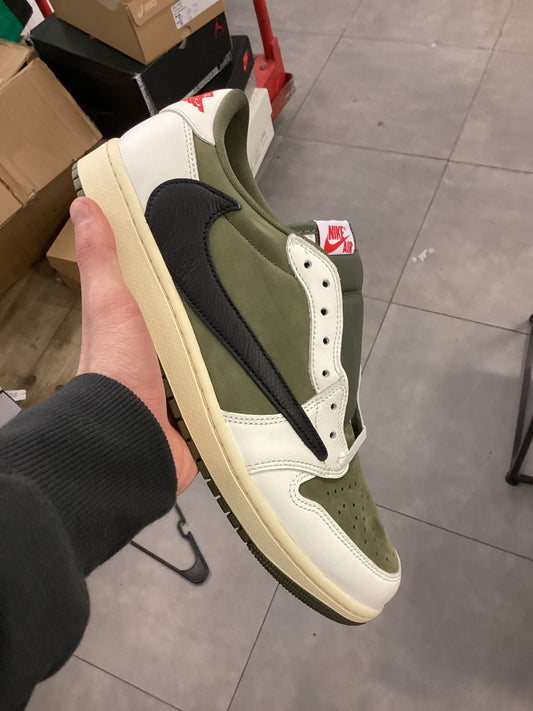 Travis Scott Jordan 1 Low Medium Olive