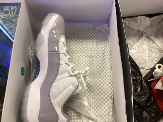 Jordan 11 low cement gray used 11