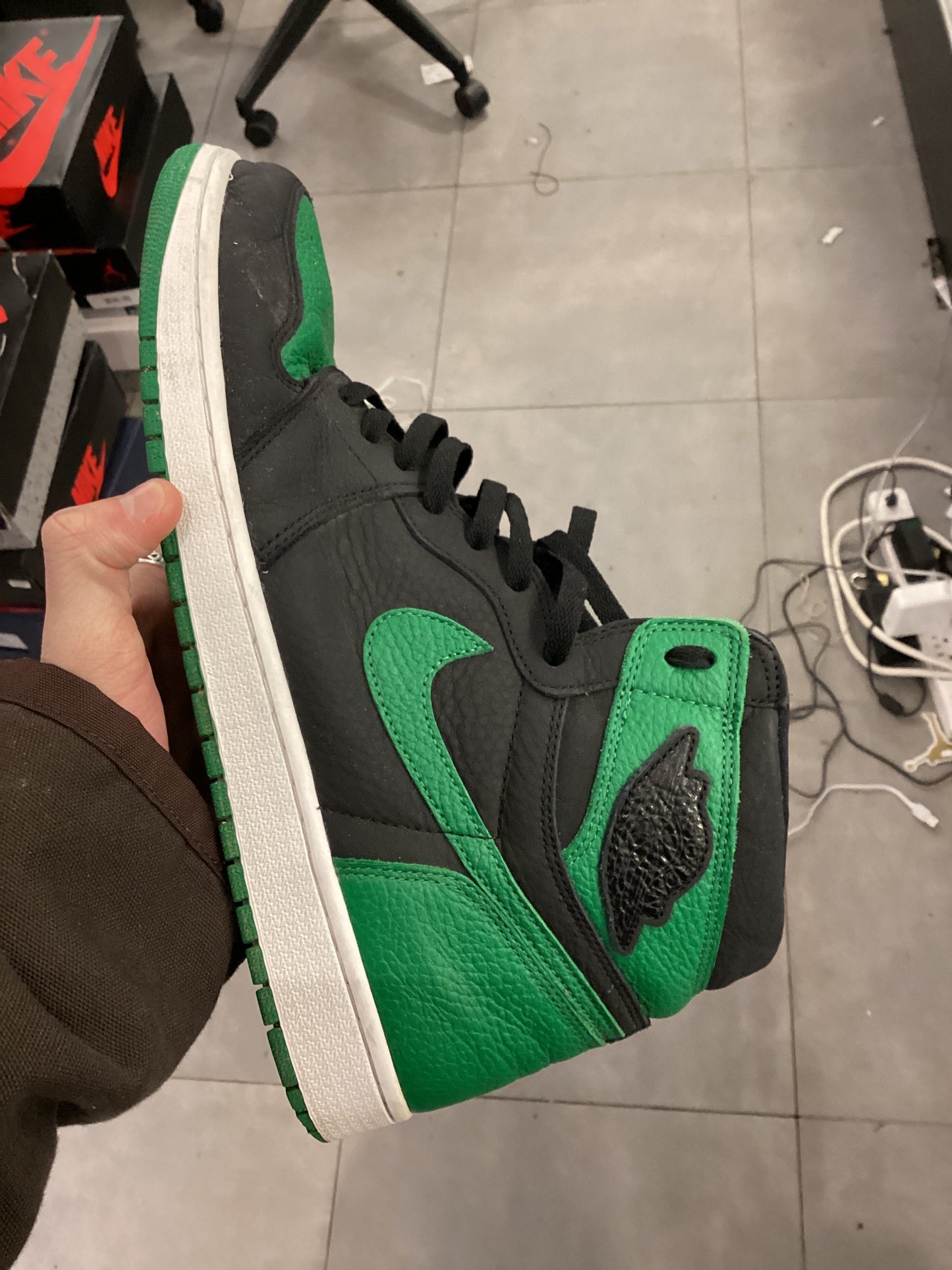 Jordan 1 pine green used