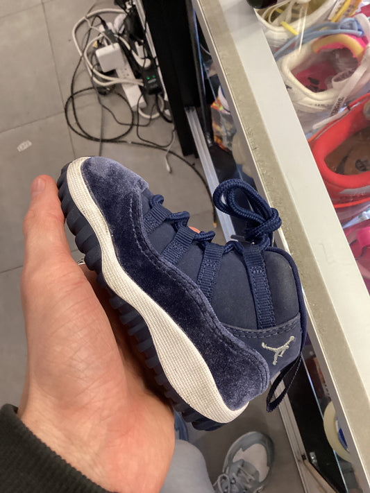 Jordan 11 midnight navy used