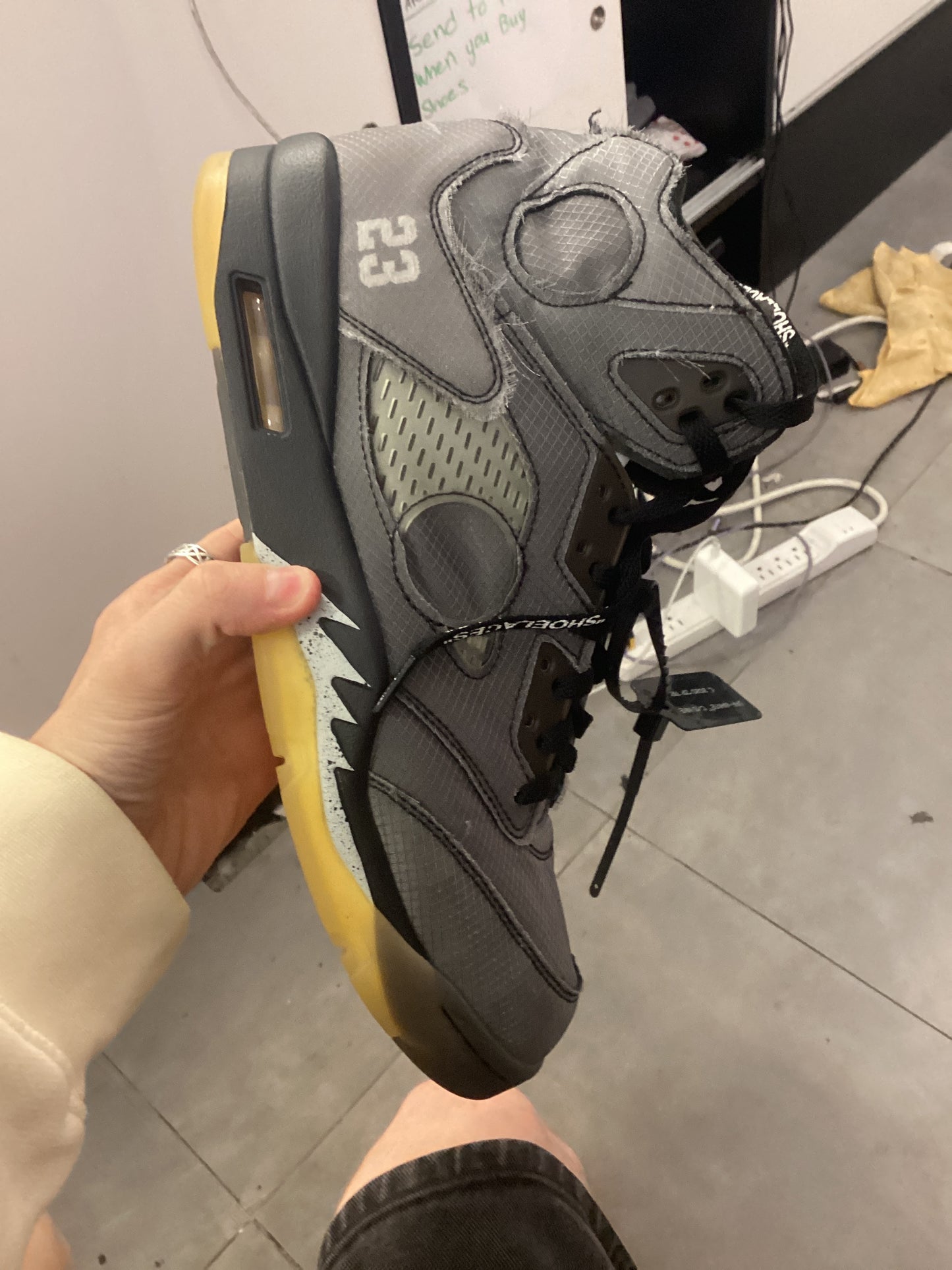 Jordan 5 off-white muslin used