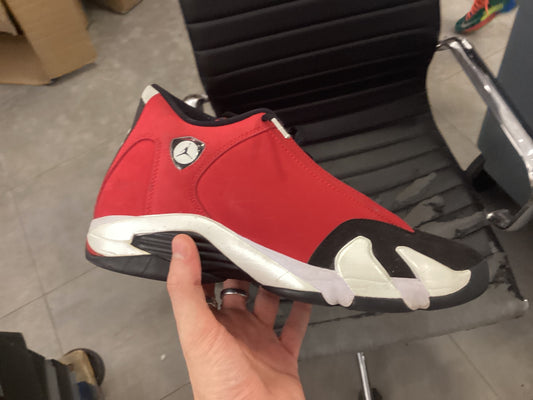 Jordan 14 gym red toro used