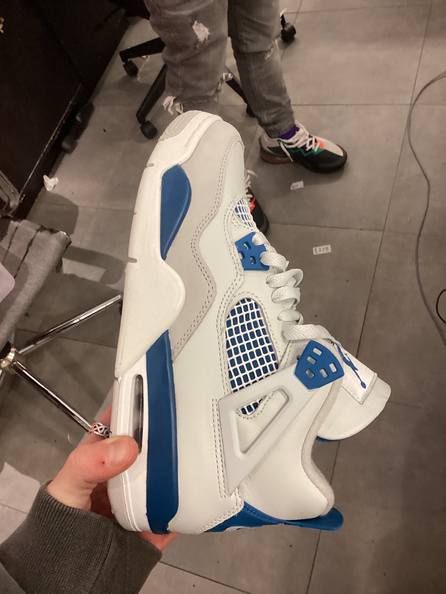 Jordan 4 military blue used