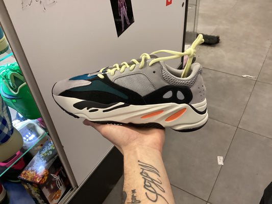 Yeezy 700 Wave Runner