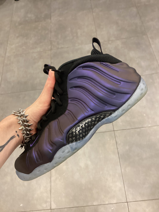 Foamposite Eggplant used