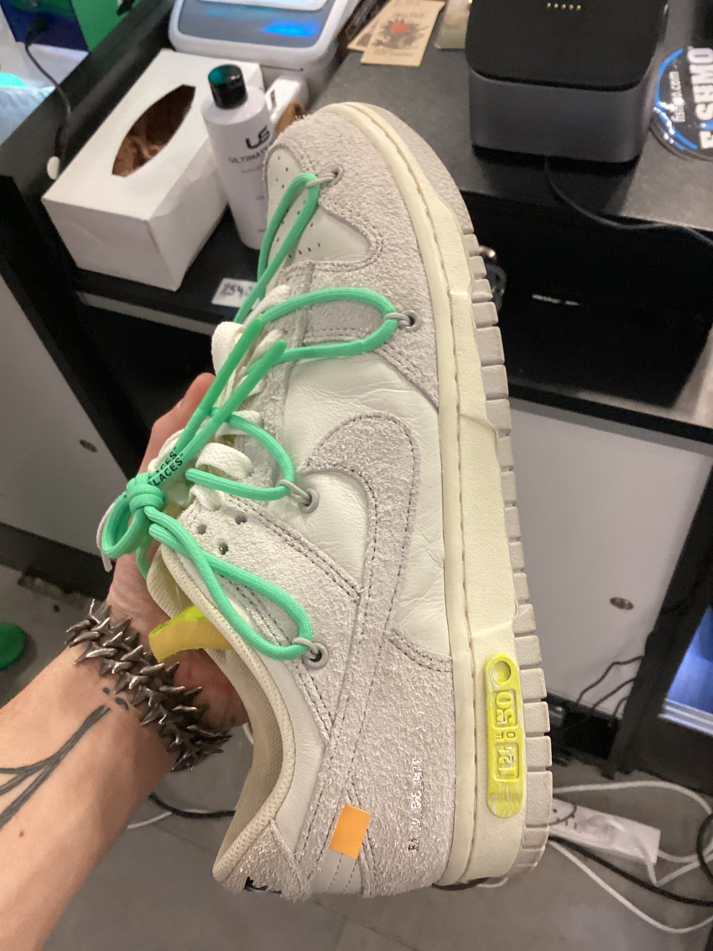 Dunk low off white lot 14 used