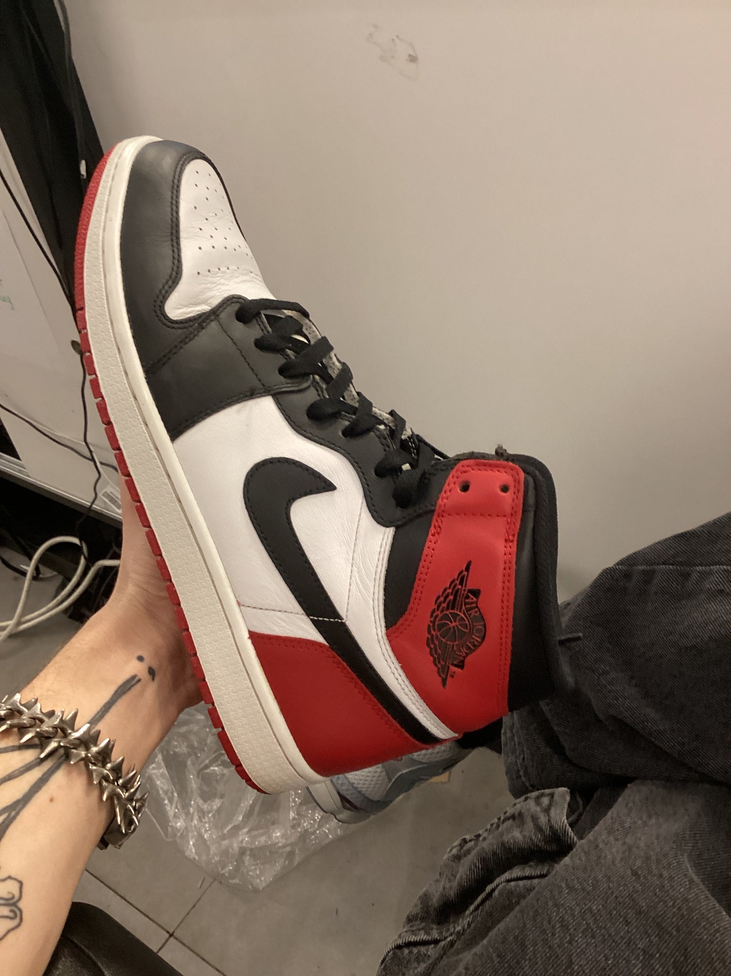 Jordan 1 black toe ‘13 used