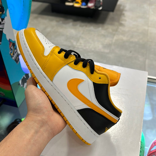 Jordan 1 low taxi